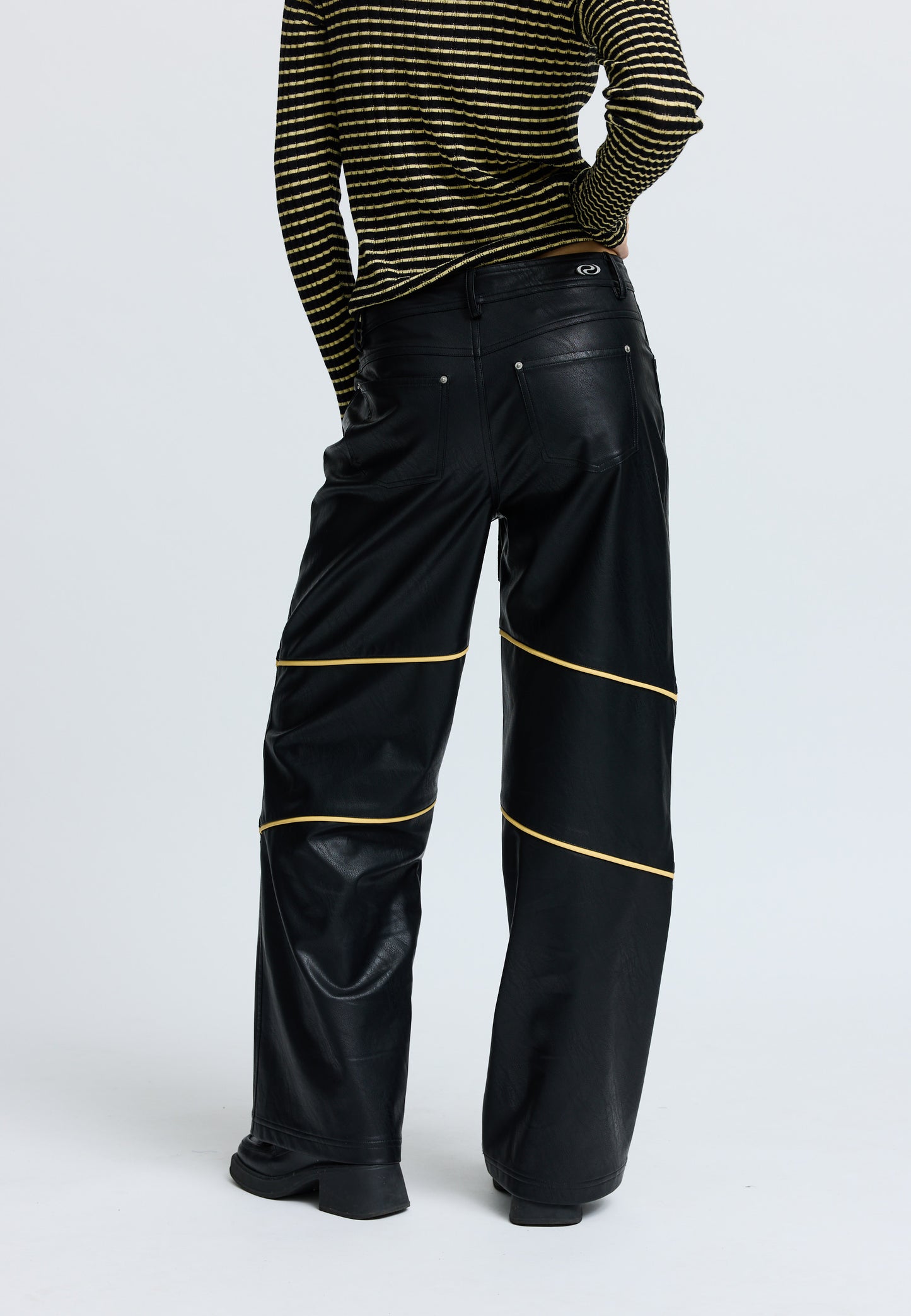 HeraRS Pant  Black