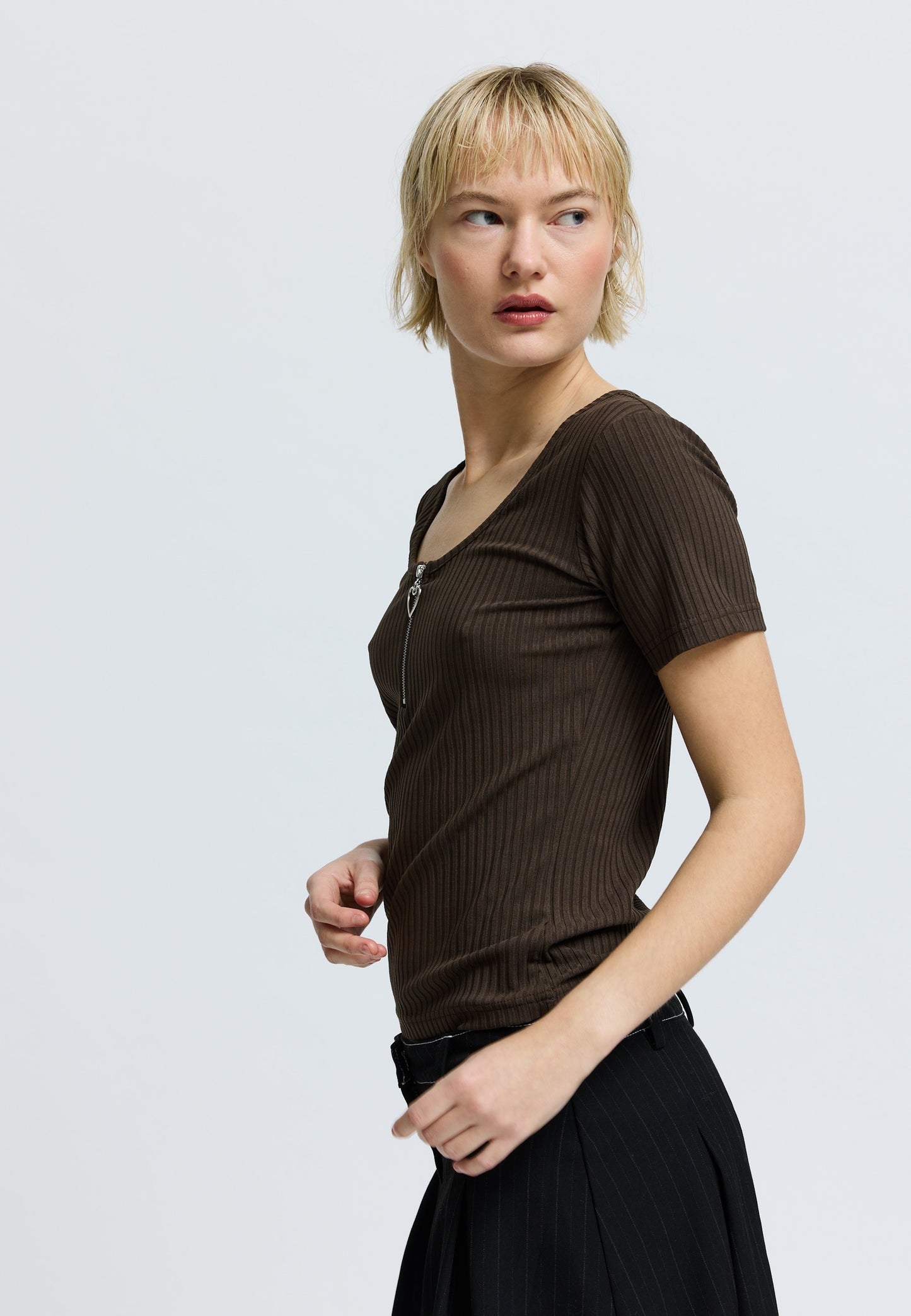 HarrietRS Tee Dark Brown